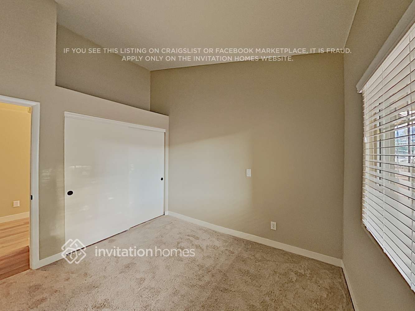 Building Photo - 532 Viva Serenade Way