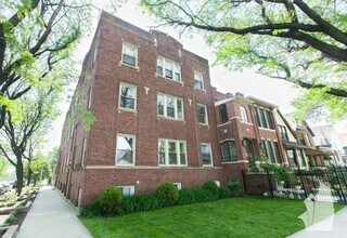 Building Photo - 1 bedroom in Chicago IL 60618