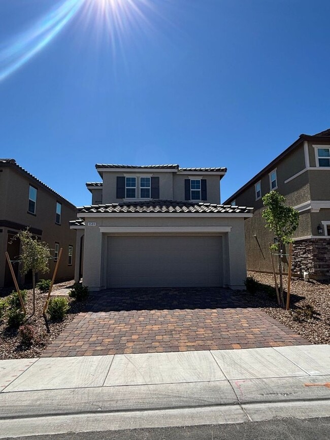 Building Photo - Modern 2-Story in Inspirada 4 Bed 3 Bath, Loft, Downstairs Bed & Open Floorplan