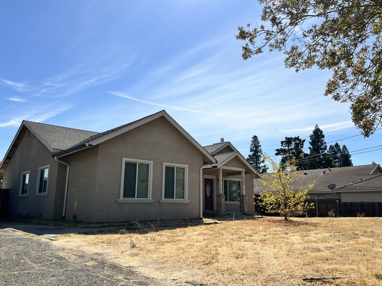Building Photo - 2238 Gunn Rd