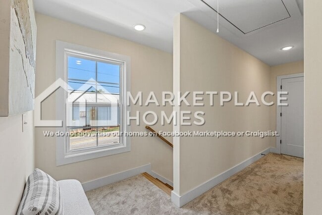 Building Photo - 107 Taverly Dr