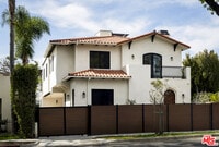 Building Photo - 1201 N Vista St