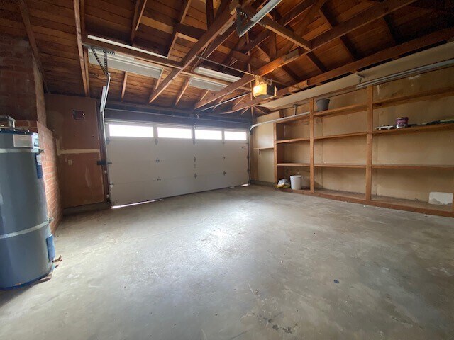 Building Photo - Beautiful and newly remodeled home in Rose...