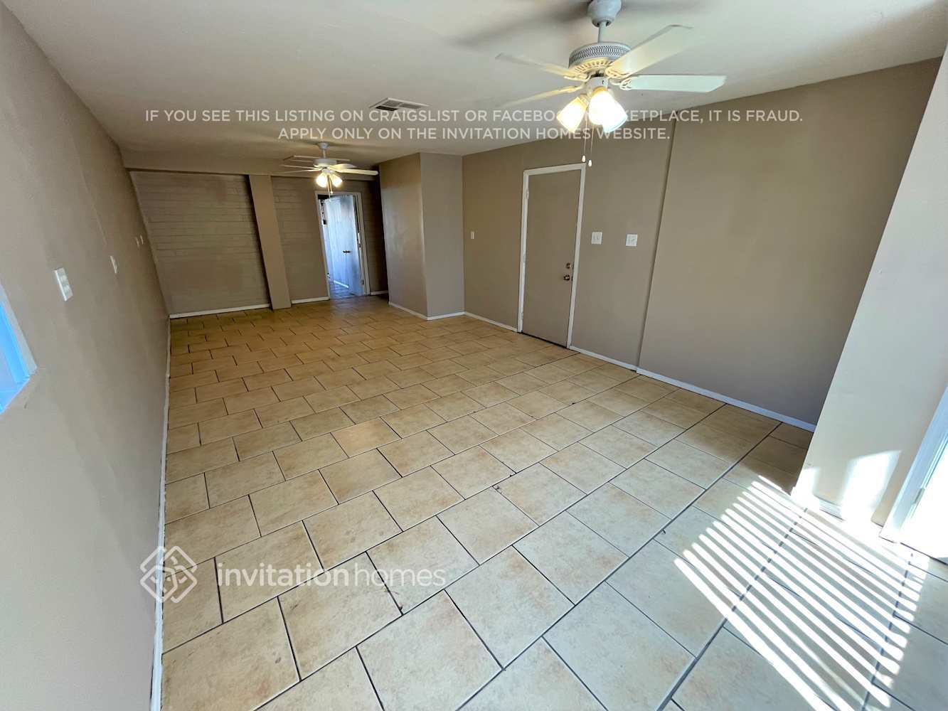 Building Photo - 2909 N 42nd Ave