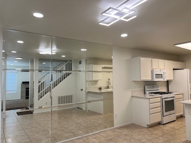 Building Photo - 447 Temple Canyon Pl