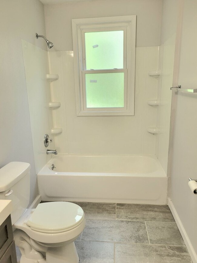 Building Photo - For Rent...300 Bethel, Collinsville