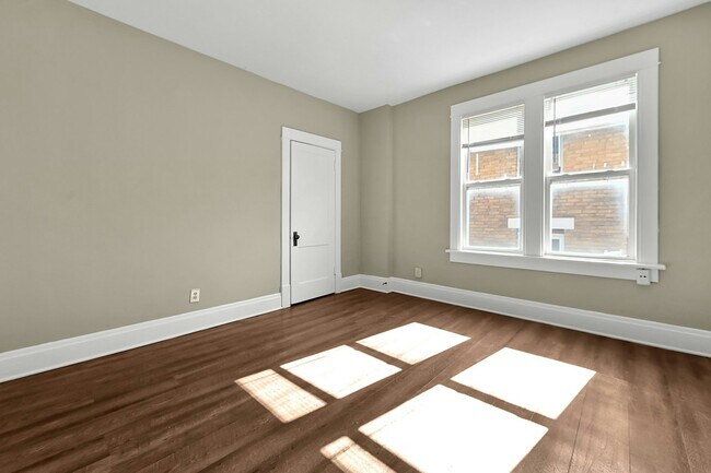 Building Photo - 345 Chittenden Ave