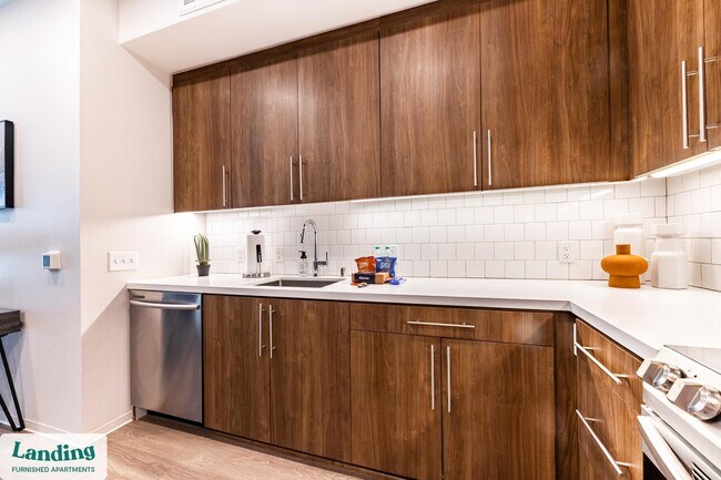 Building Photo - 372 Fourth Ave