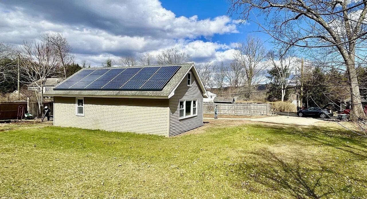 Building Photo - 86 Alpine Dr