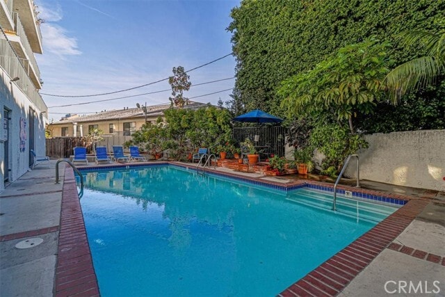 Building Photo - 10650 Kinnard Ave