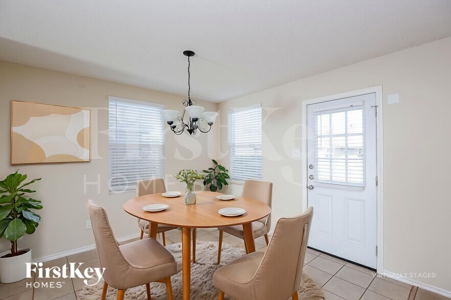 Building Photo - 4004 German Pointer Way