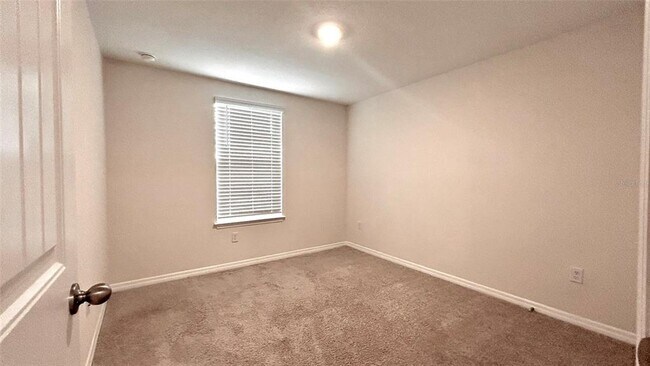 Building Photo - 11032 Great Rock St