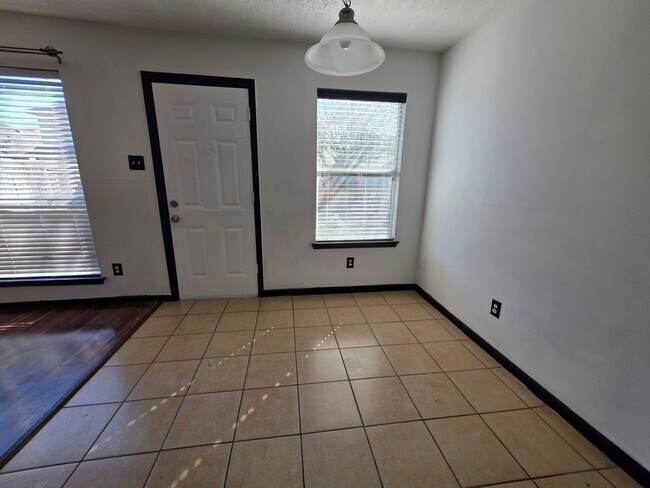 Building Photo - 2647 Kiplands Ct