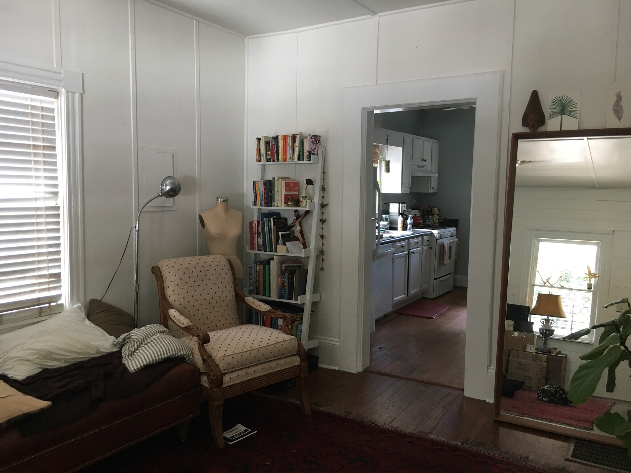 Building Photo - 627 Tennelle St SE