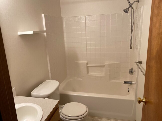 Building Photo - Nice Three Bedroom in Sedro Woolley