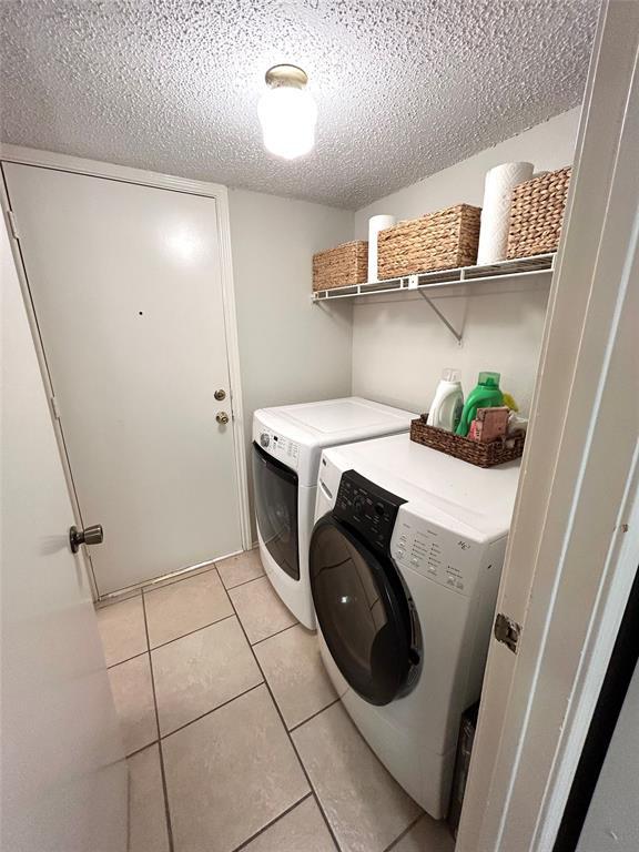 Building Photo - 13204 Saxby Ct