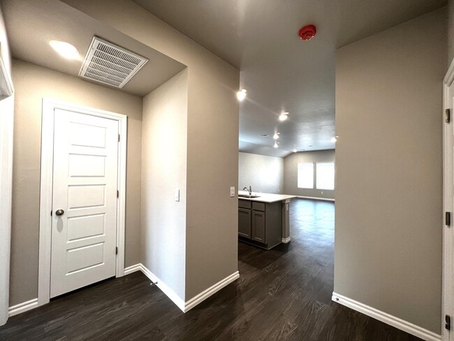 Building Photo - 2717 Dennis Drive