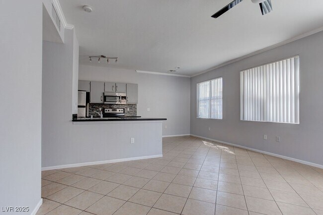 Building Photo - 2900 Sunridge Heights Pkwy