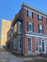 Building Photo - 1207 Delaware Ave