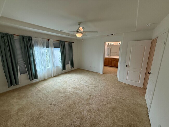Building Photo - 12565 Carmel Canyon Rd