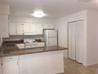 Building Photo - EDENWOOD WEST POOL HOME