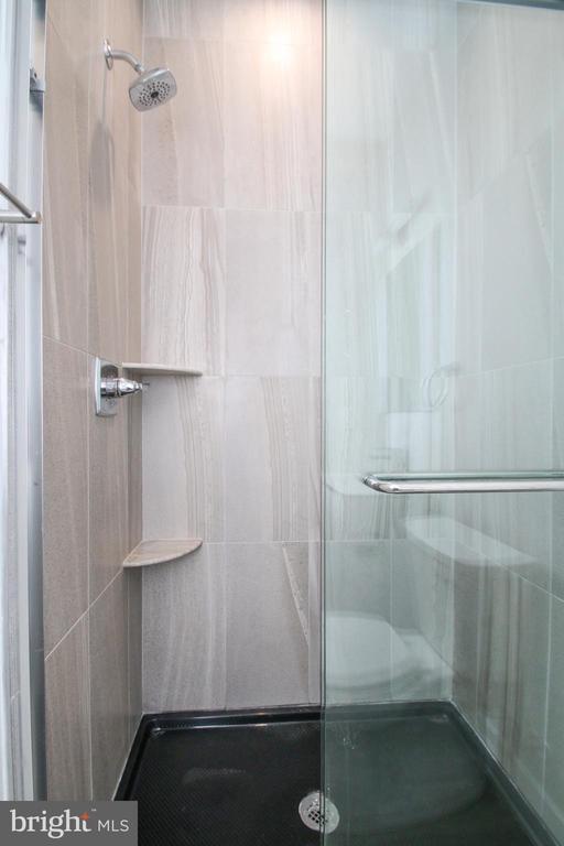 Building Photo - 3718 Haverford Ave