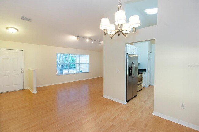 Building Photo - 5207 SW 79 Terrace