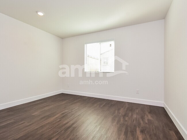 Building Photo - 297 Austin Bellerose Place