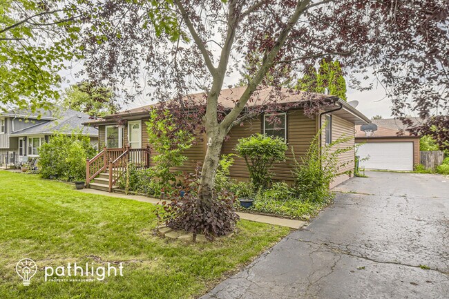 Building Photo - 3327 D Hutchinson, Joliet, IL, 60431