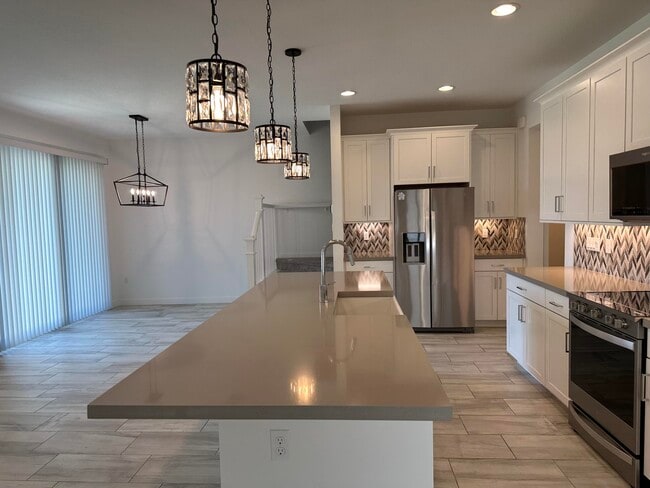 Building Photo - 8792 Antarus Dr