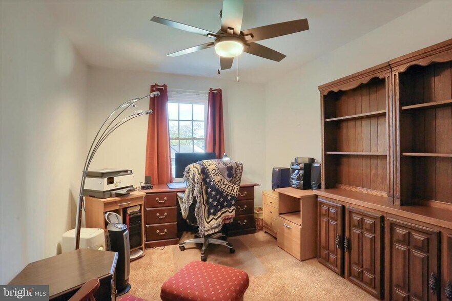 Building Photo - 401 Chambers Ridge