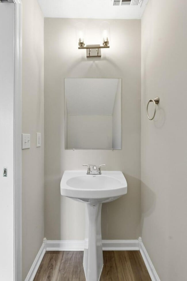 Building Photo - 2906 Blairdon Cir