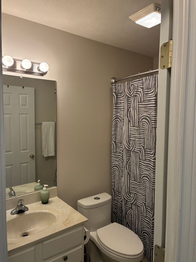 Building Photo - 2097 W Arbor Ridge Way