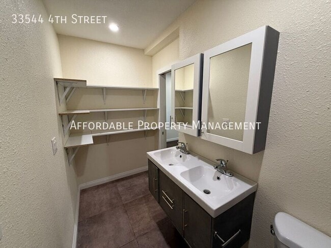 Building Photo - 33544 4th St