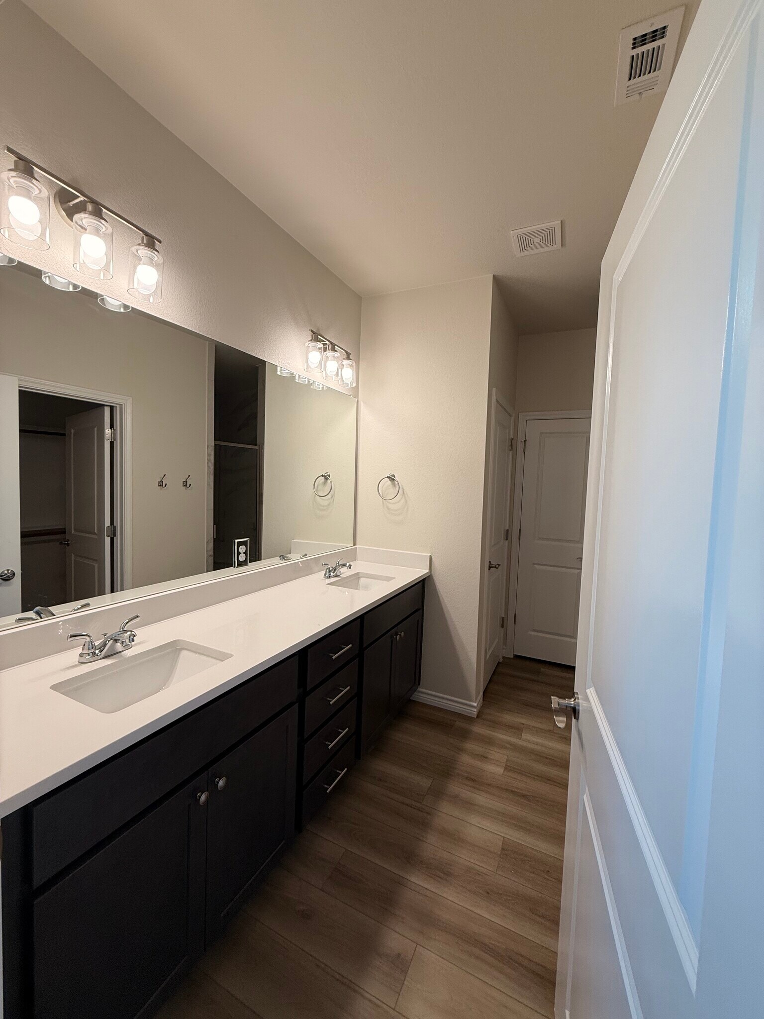 Building Photo - 510 War Admiral Dr