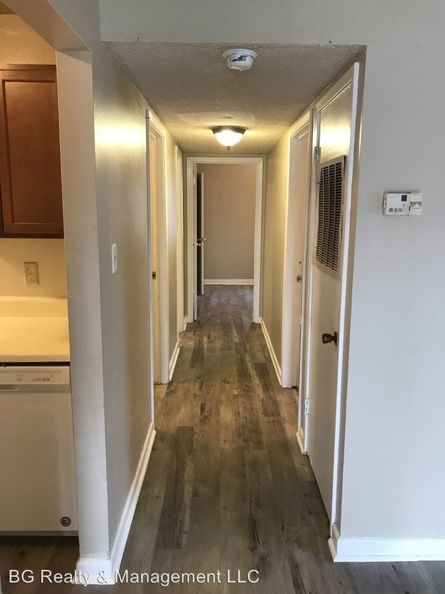 Building Photo - 426 Vieux Orleans Cir