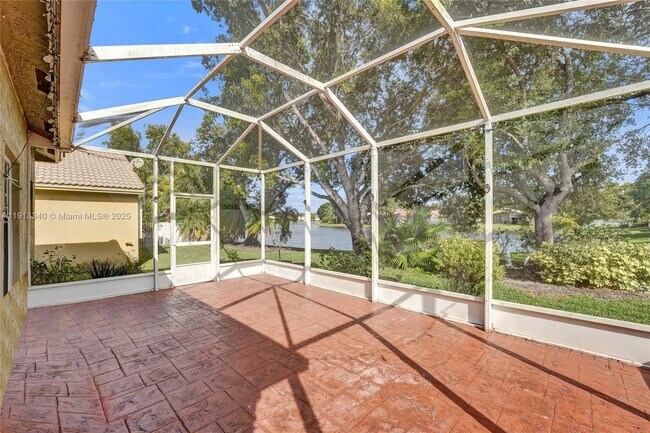 Building Photo - 4118 Sapphire Terrace