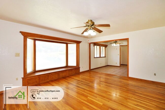 Building Photo - 4465 Red Bluff St