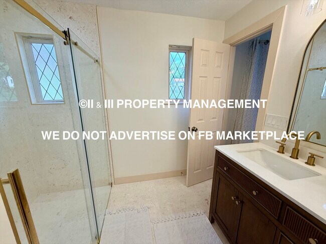 Building Photo - 9730 State Line Rd