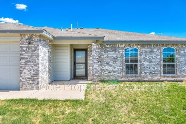 Building Photo - 1222 Elmo Ln