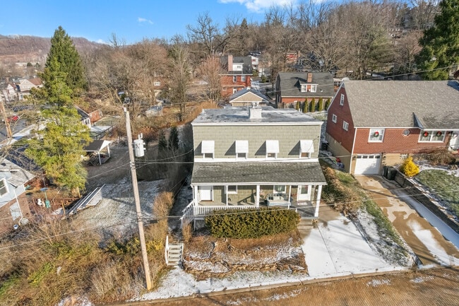 Building Photo - 523 Edgewood Ave