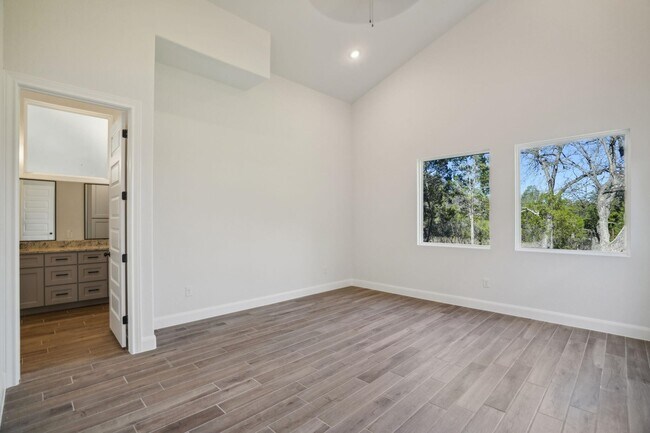 Building Photo - 3006 Dew Drop
