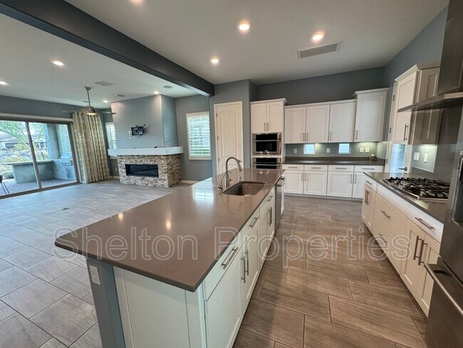 Building Photo - 20614 W Hillcrest Blvd