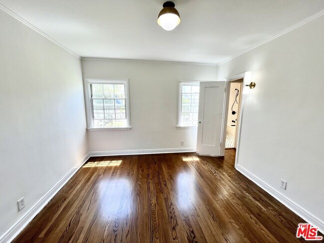 Building Photo - 1268 S Highland Ave