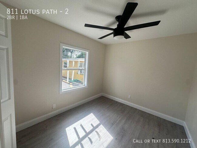 Building Photo - 811 Lotus Path