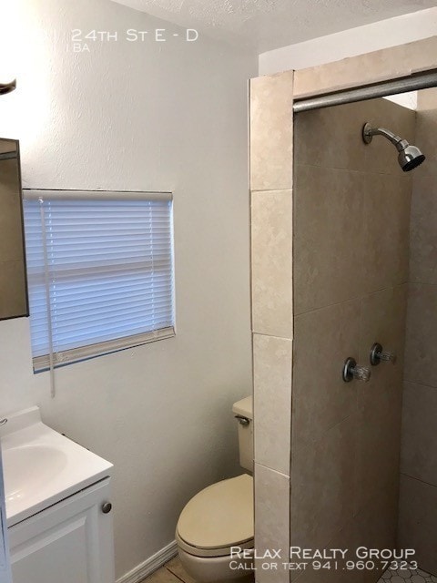 Building Photo - 601 24th St E