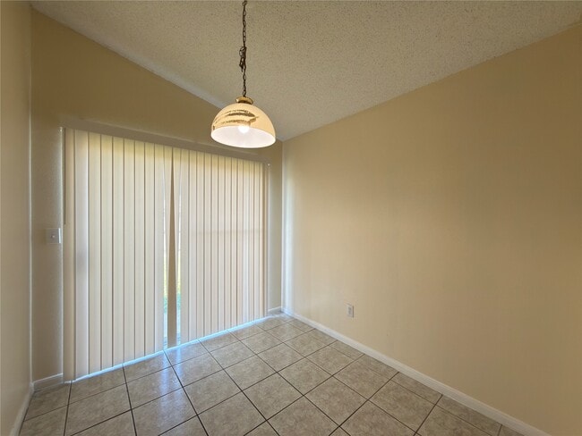 Building Photo - 4622 Bryant Ridge Rd