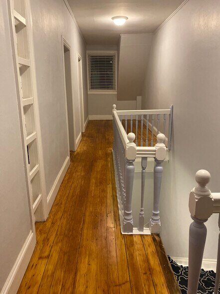 Building Photo - 27 Taber Ave