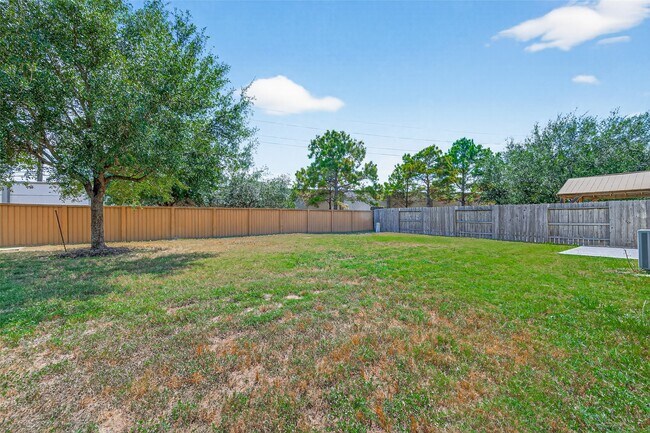 Building Photo - 24670 Folkstone Cir