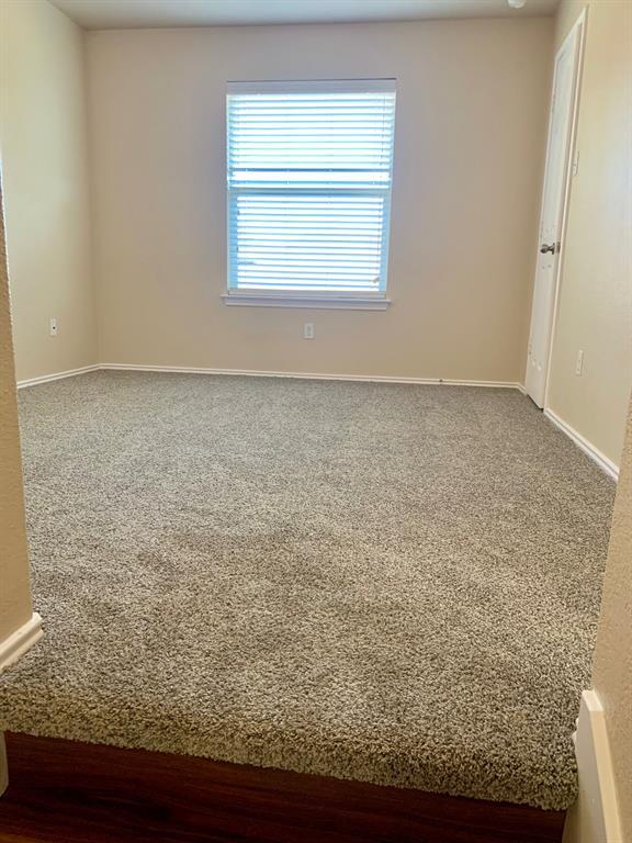 Building Photo - 1509 Huckleberry Ln